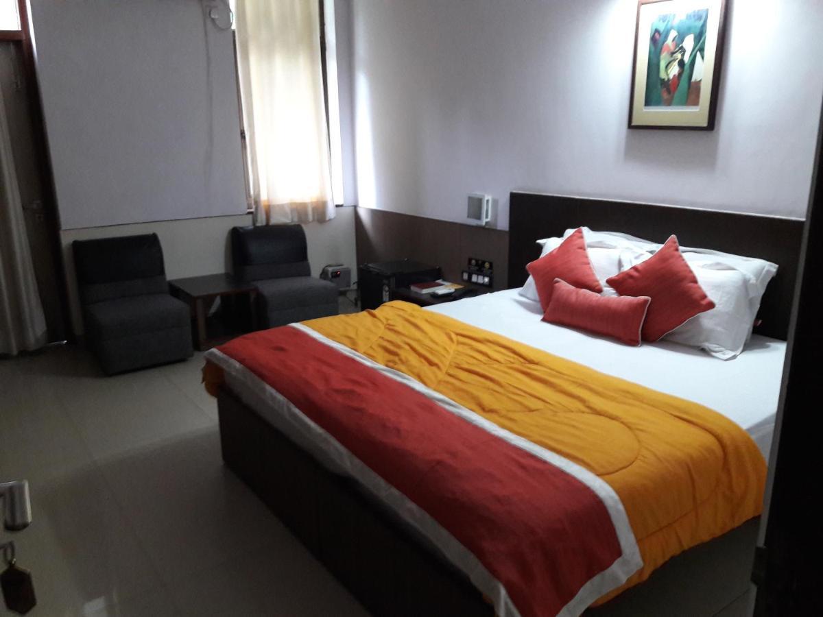New Delhi Ymca Tourist Hostel Exteriér fotografie