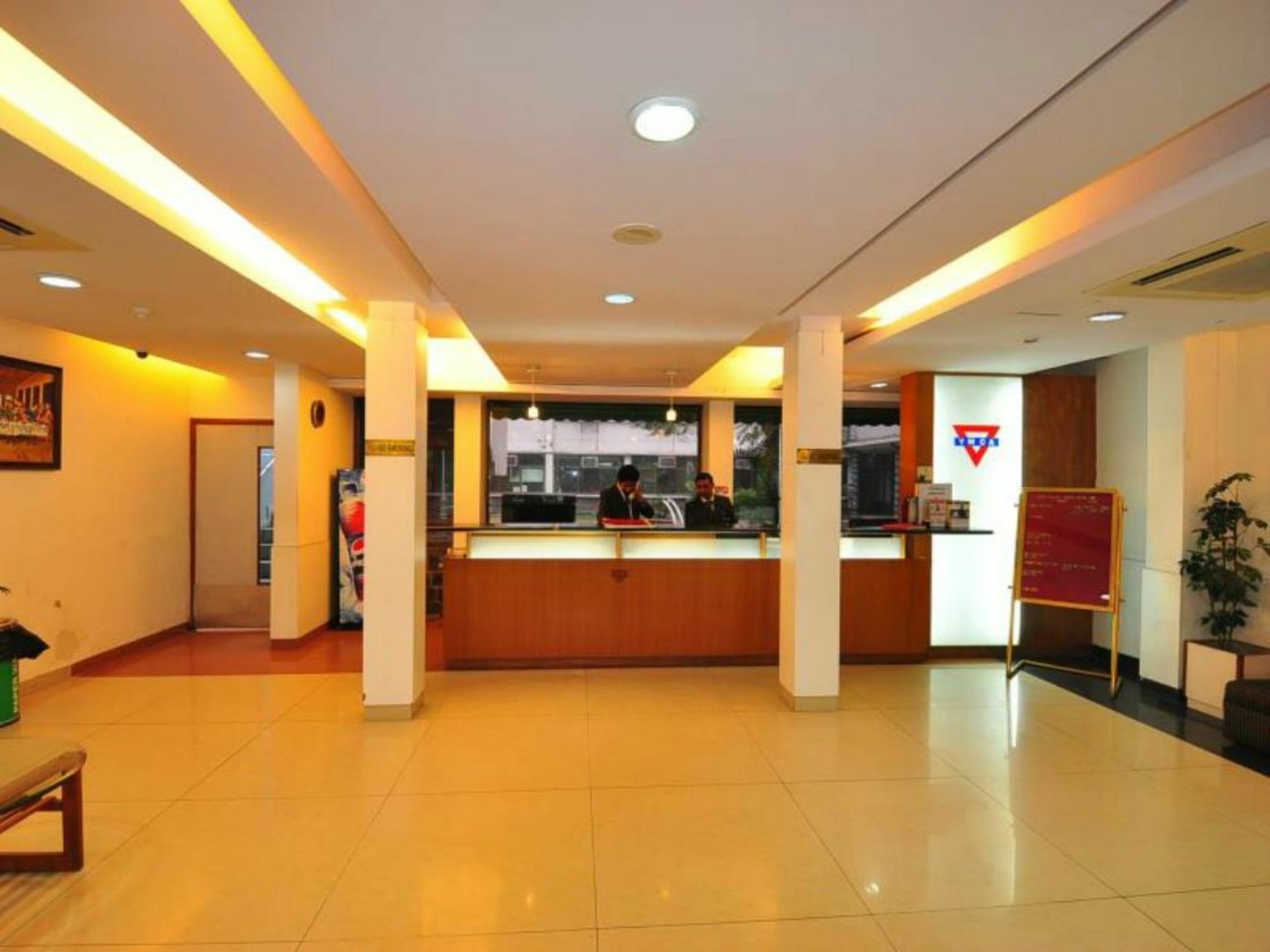 New Delhi Ymca Tourist Hostel Exteriér fotografie